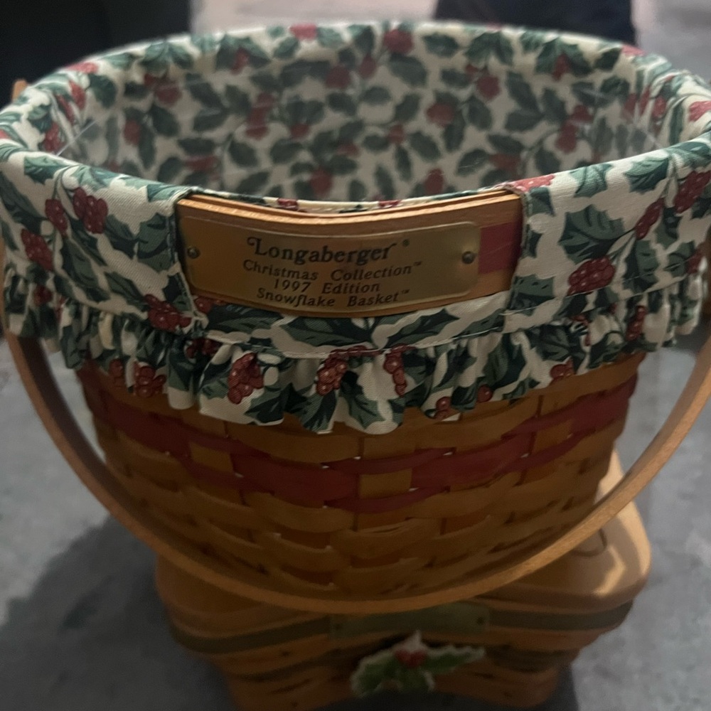 Longaberger Snowflake Basket - Red and Brown